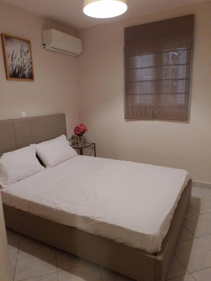 Gelsomino House Apartment Лутраки Екстериор снимка