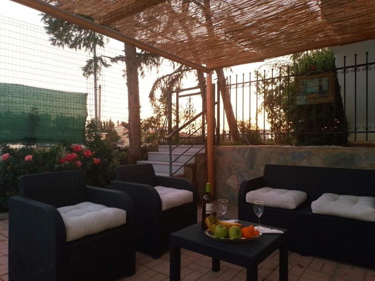 Gelsomino House Apartment Лутраки Екстериор снимка